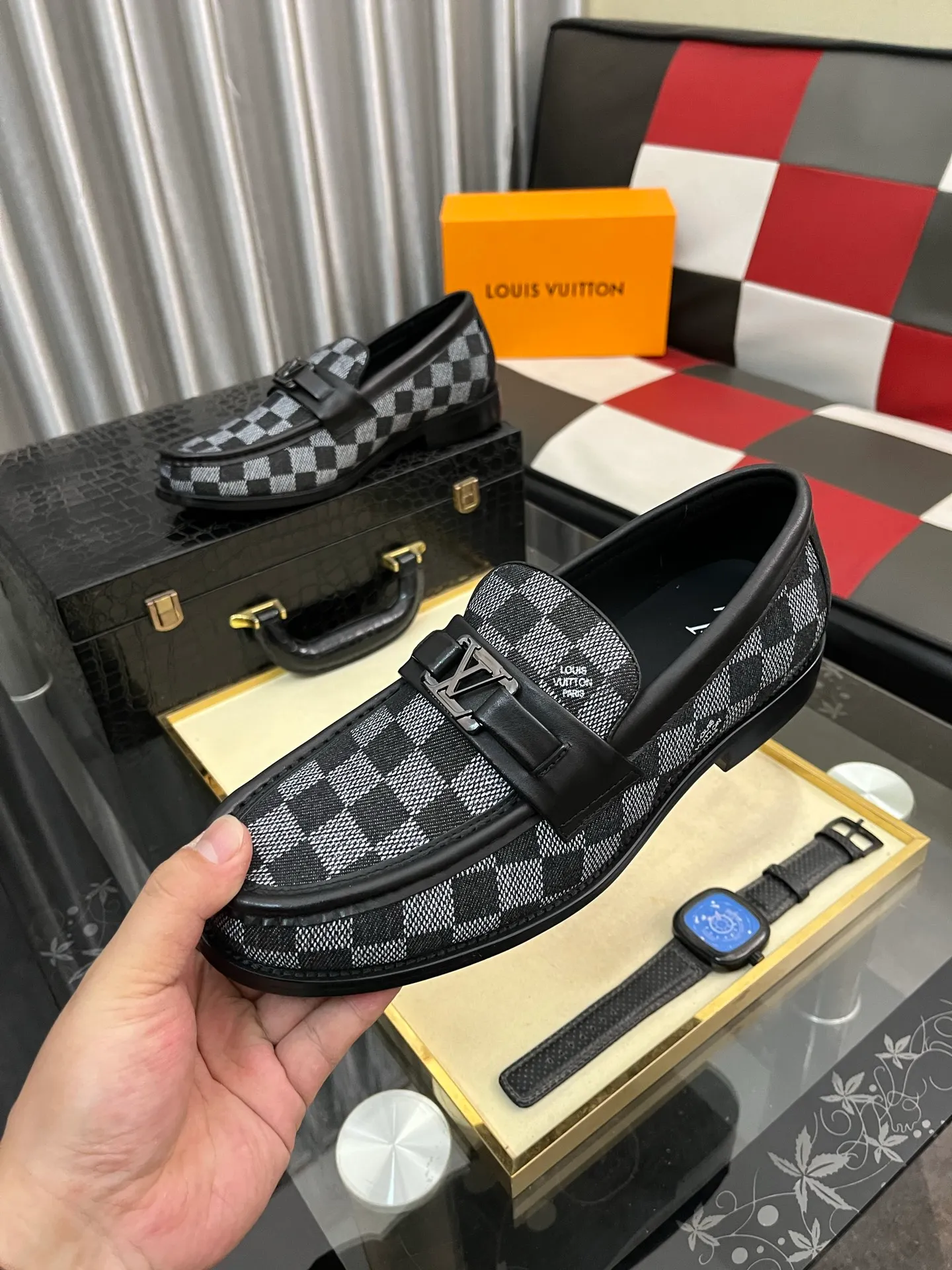 Men's Men's Shoes Men's Men's Shoes 💰520⌚️⌚️[LV] The most popular classic Louis Vuitton leather shoes. Synchronized with the official website, the upper adopts Italian imported upper embossing➕comfortable cowhide lining, fashionable atmosphere, unique brand and unique craftsmanship. Highlighting the hot style of the new year. Stop hesitating, stop wandering, get it now. Code number: 38--44. 2️⃣colors available